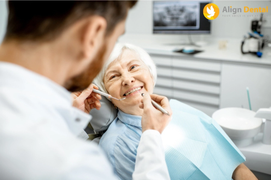 Trồng Răng Implant Cho Người Già Và Những Điều Cần Lưu Ý